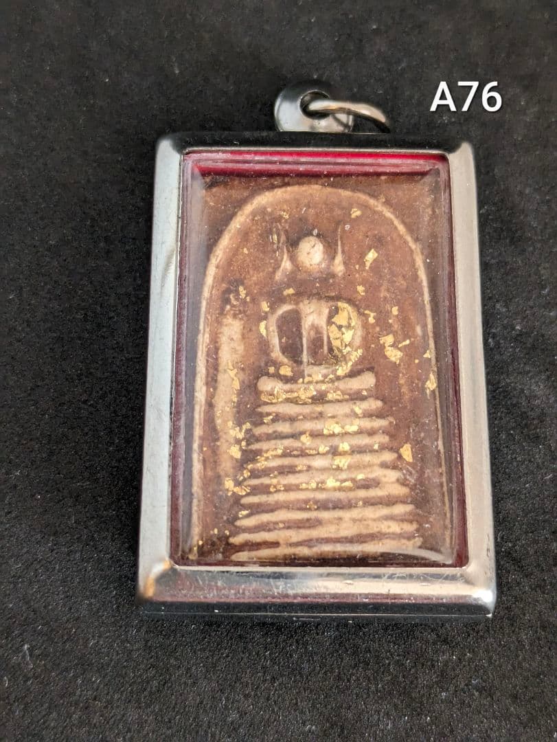 プラクルアン A15タイのお守りプラ・ケーオモーラコット 仏像 開運