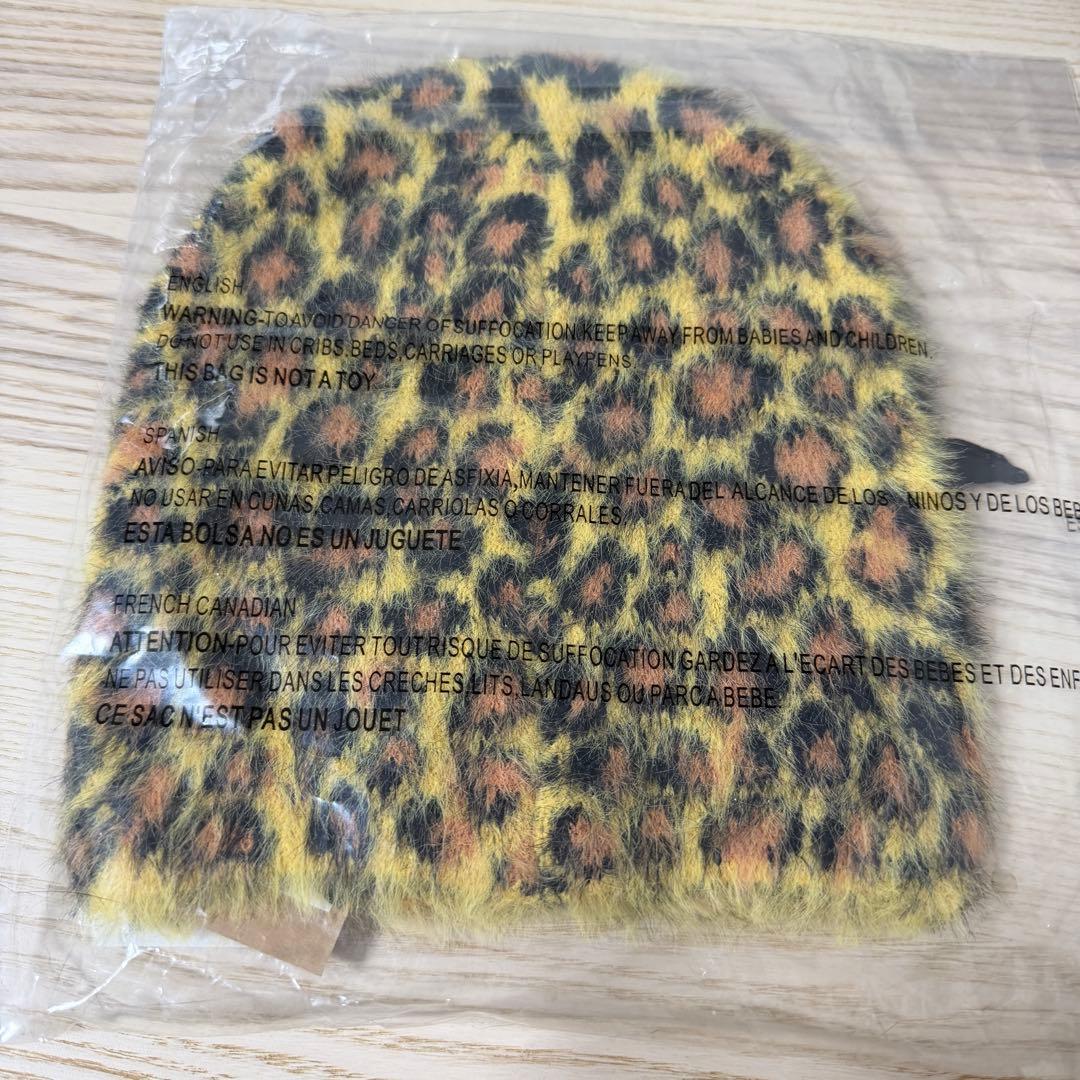 STUSSY ヒョウ柄 ニット帽 - メルカリ