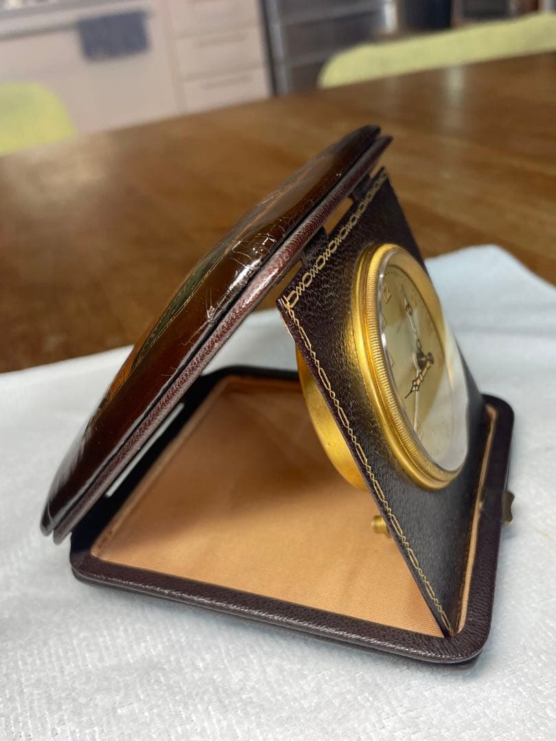 ドイツ KIENZLE 本革仕様の真鍮ガラス目覚し時計 時計/目覚し 正確稼働