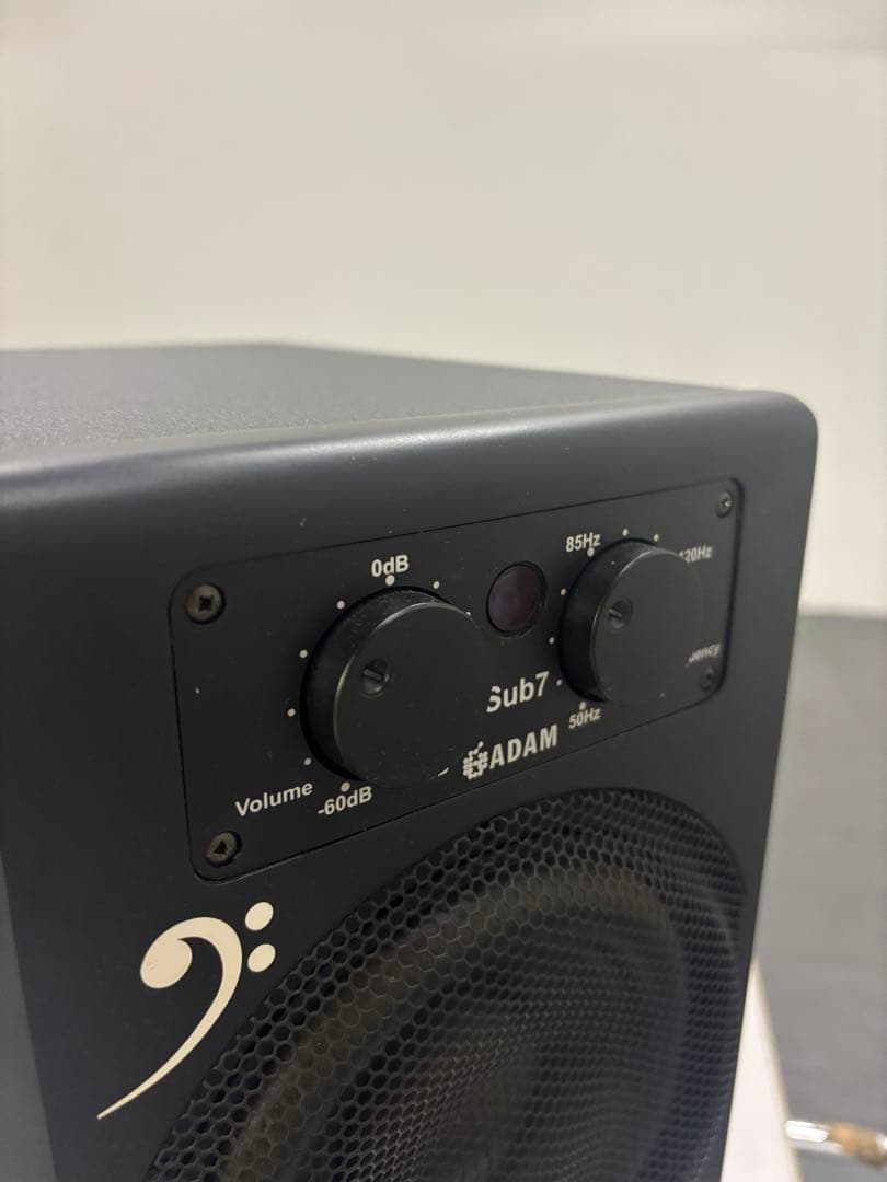 ADAM Sub7 スタジオモニタースピーカー　サブウーファー