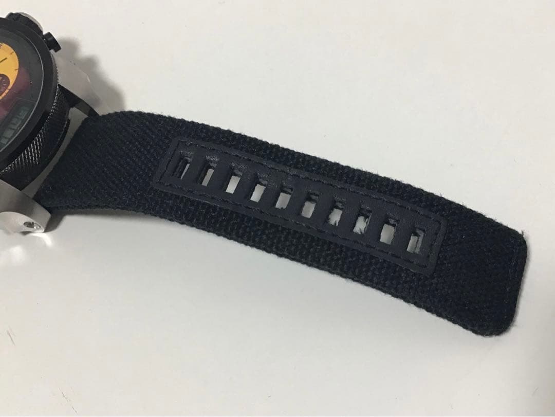 【DIESEL】 トリプルタイム　腕時計 DZ7234 稼働品【中古】