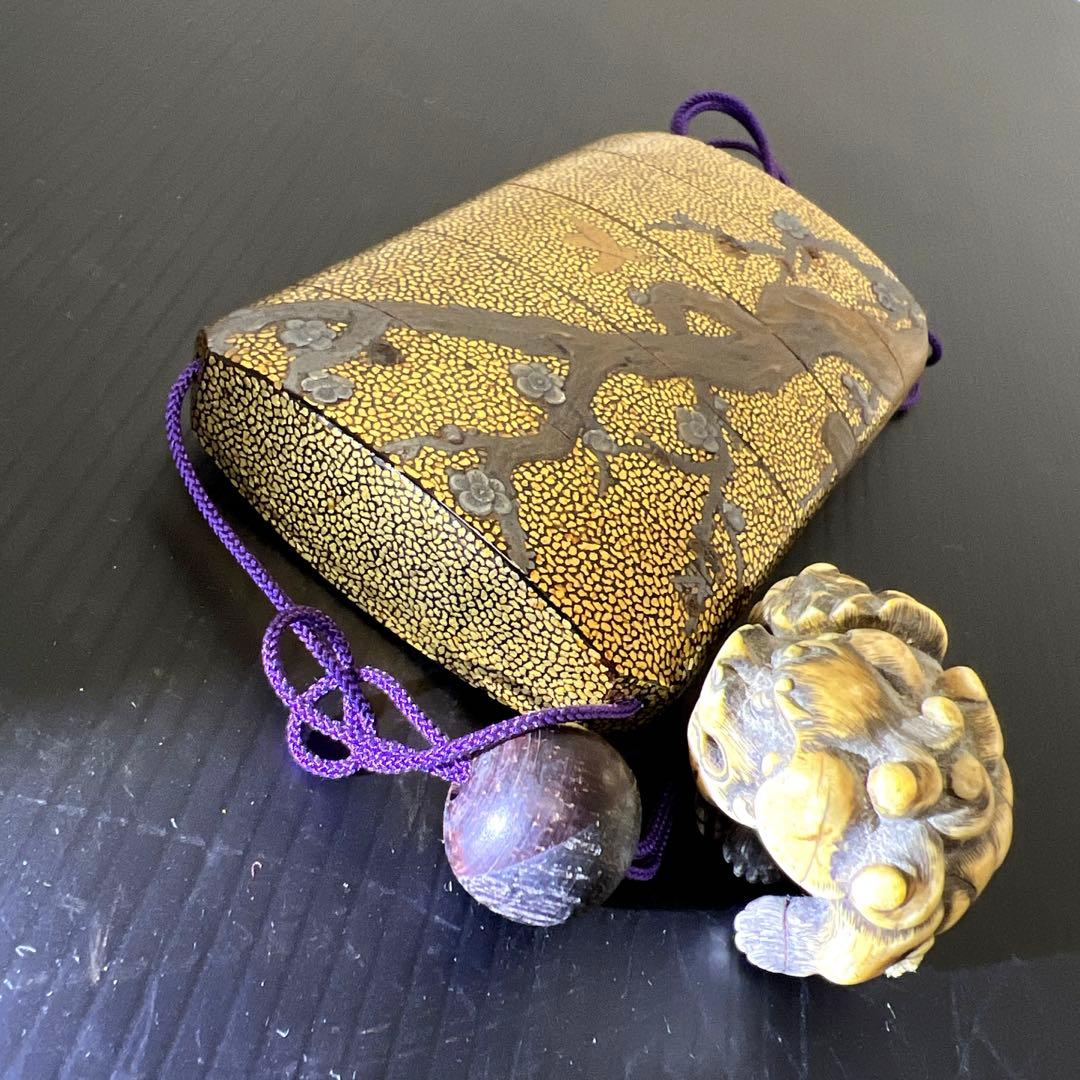 江戸時代 極上盛上鷲内梨地 五段大振印籠 極上獅子根付 東Y7-0812