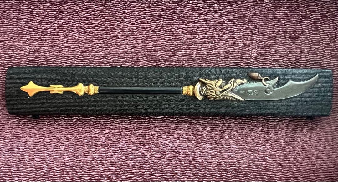 刀装具 小柄(柄のみ) 江戸金工 青龍刀 関羽模様図 箱付き