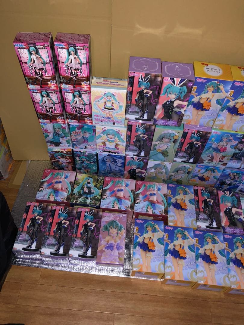 初音ミク　フィギュア　バニー　トロピカル　抹茶　アリス　アラビアン　50個