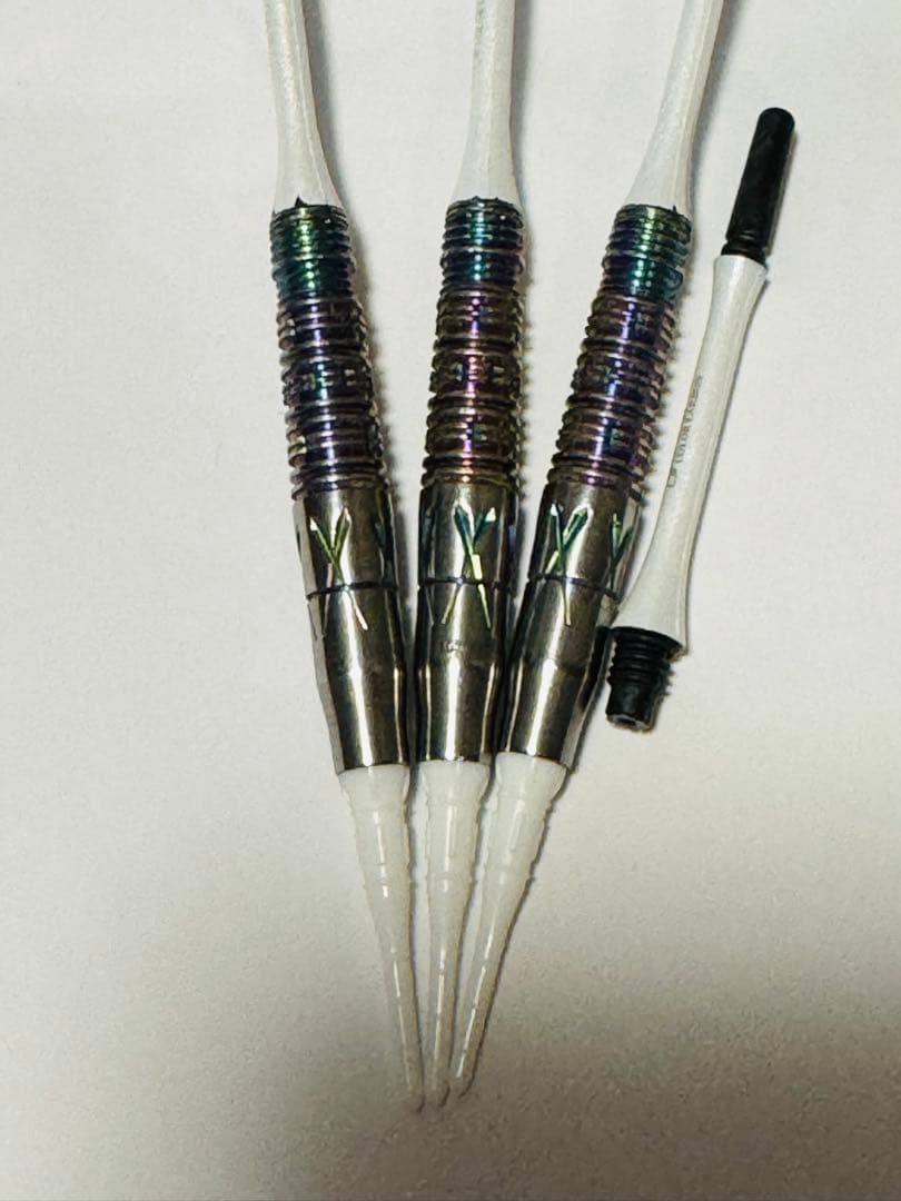 ダーツ　one80 ウロボロス4 レインボー 19g オマケ付き