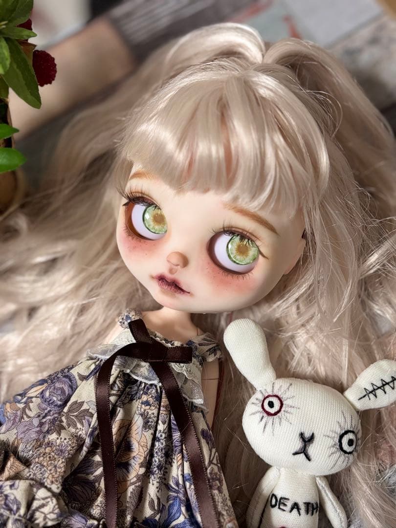 ♡ カスタムアイシードール ネオサイズ 白肌 そばかすあり