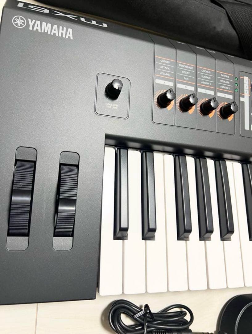 YAMAHA シンセサイザー mx61 フットペダル ケース 付き