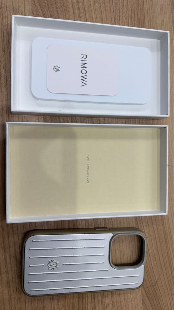 RIMOWA iPhone用ケース シルバー iphone 14 pro RIMOWA iPhone 14 Pro