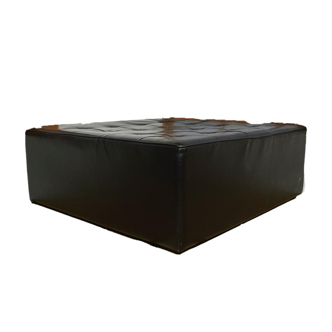 Cassina ブラック オットマン