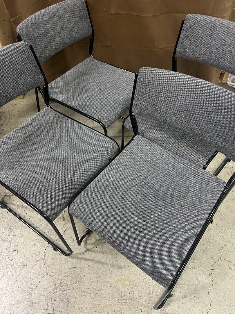 【4脚セット】　SEIARROWS スタッキングチェア　多目的チェア