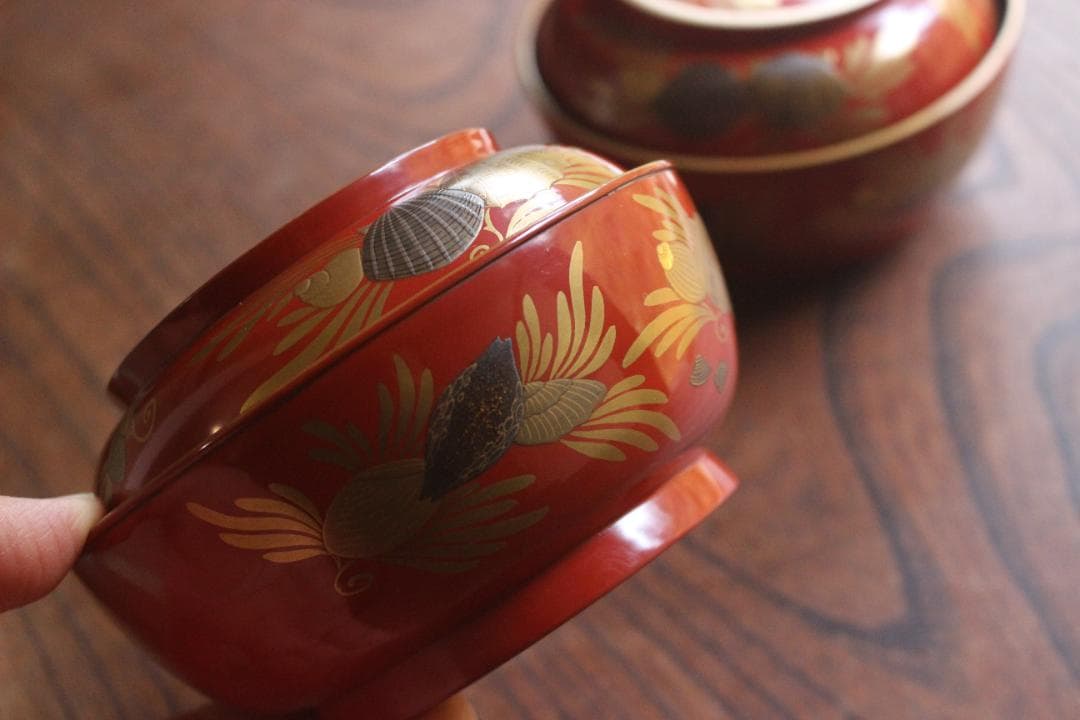 時代逸品！時代金縁朱漆に極上貝尽くし蒔絵の映えるお椀2点（検輪島塗雑煮椀