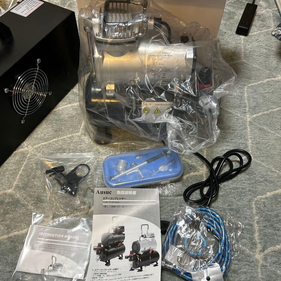 未使用品　スプレーガン　コンプレッサー・Ausuc ブースセット
