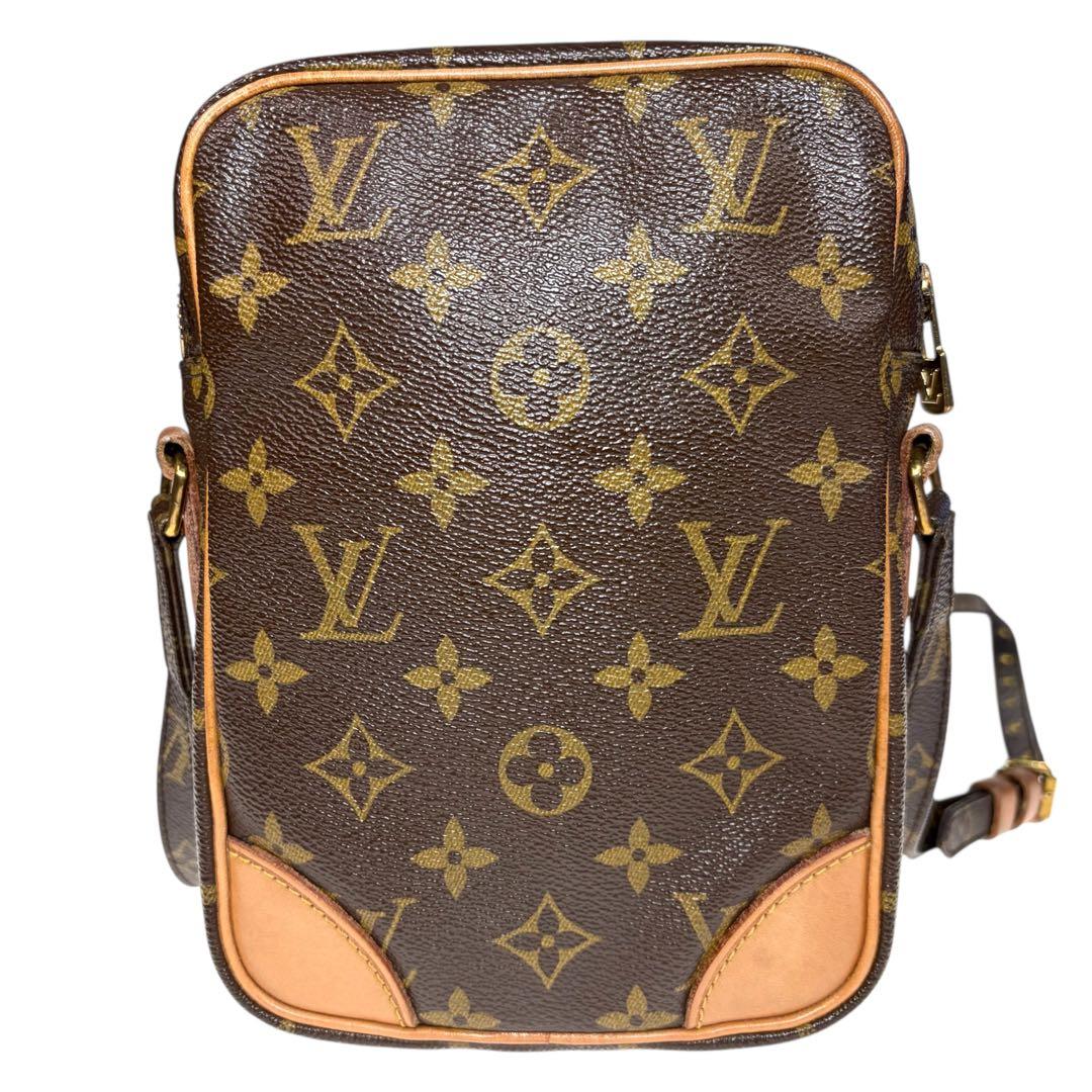 ヌメ革の色が明るい！ LOUIS VUITTON モノグラム ダヌーブ a987