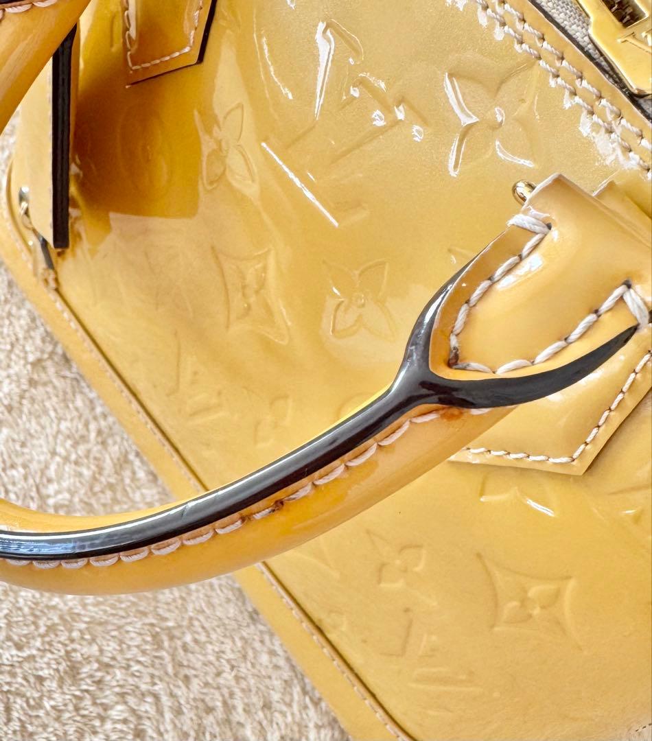 Louis Vuitton ルイヴィトン アルマ BB ベージュショルダーバッグ