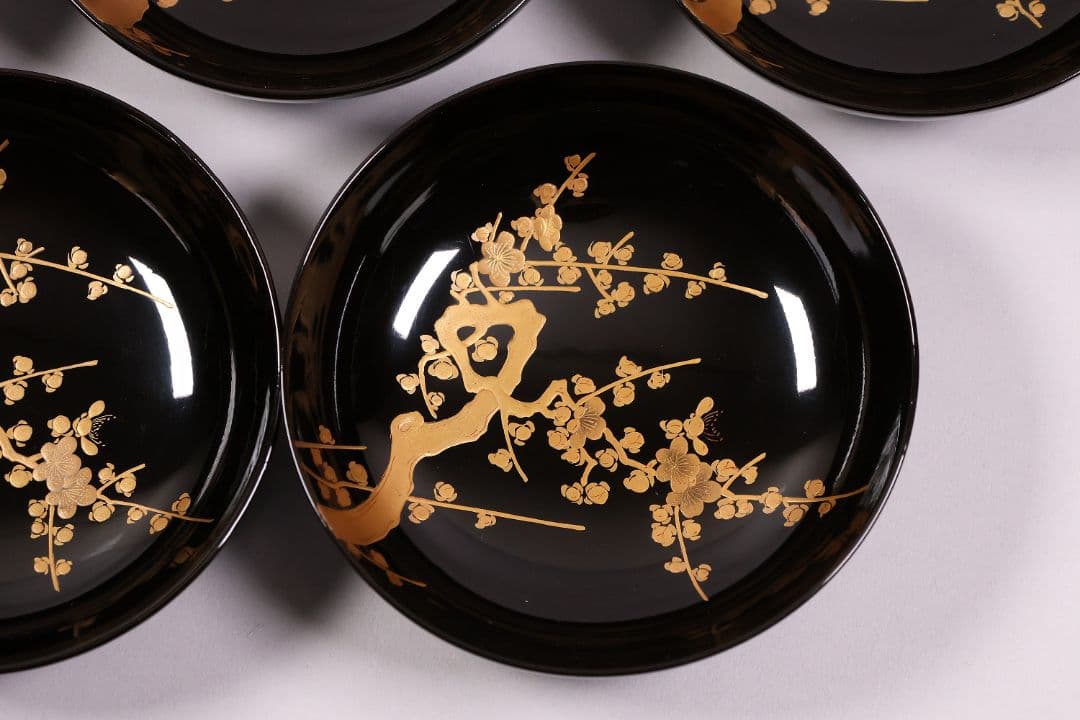 【CM233】古い木皿 五客 梅 金蒔絵 黒塗 小皿 菓子皿 木製漆器 大正昭和
