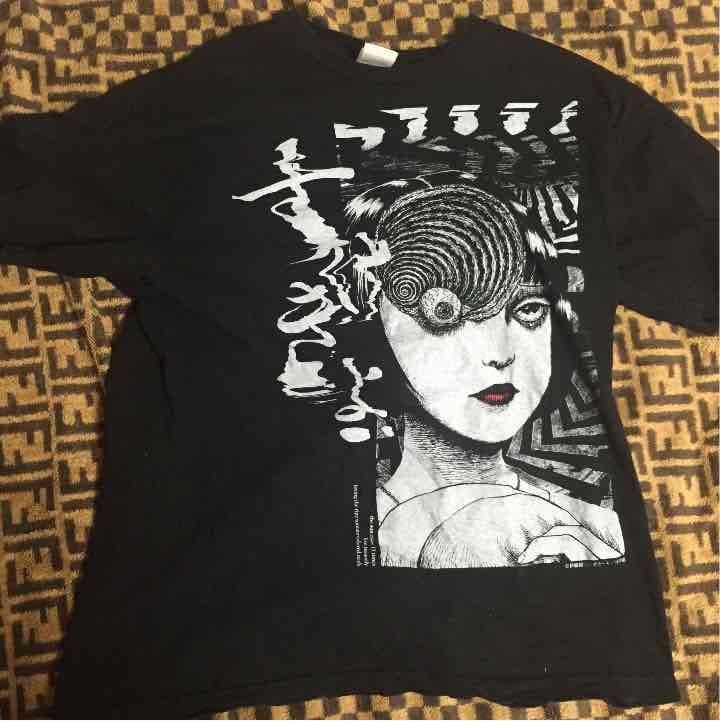 sukekiyo うずまき コラボTシャツ 伊藤潤二 - メルカリ