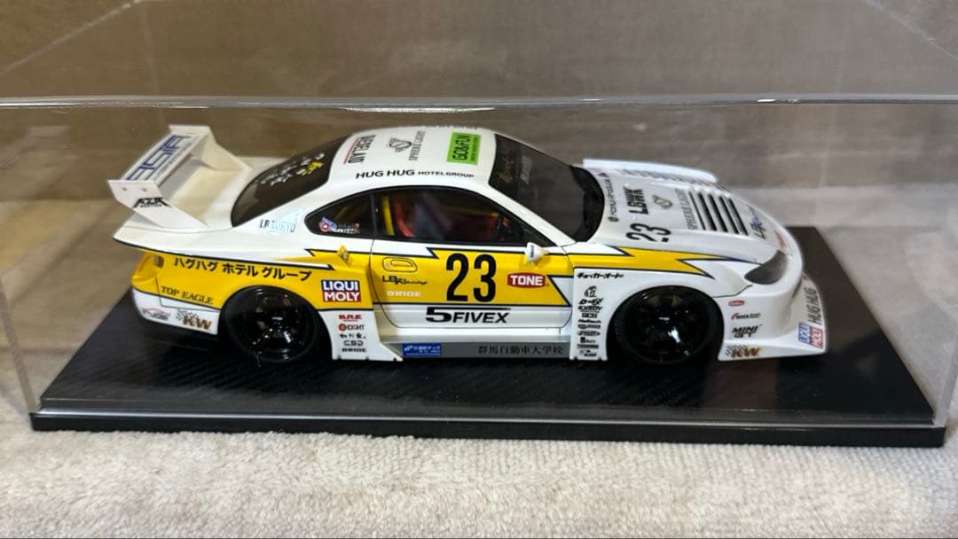 LBWK レースカー 1／18ミニカー S15ホワイト/イエロー