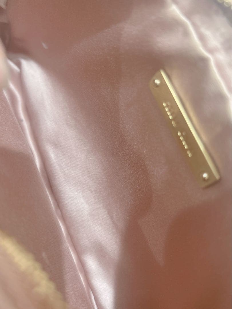 MIU MIU ピンク ショルダーバッグ キルティング