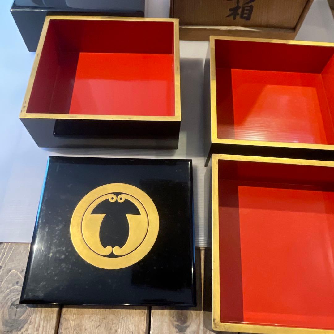 え*こ様 黒塗金紋　大重箱　重箱　年代物　骨董品　工芸品　漆塗り　インテリア　希