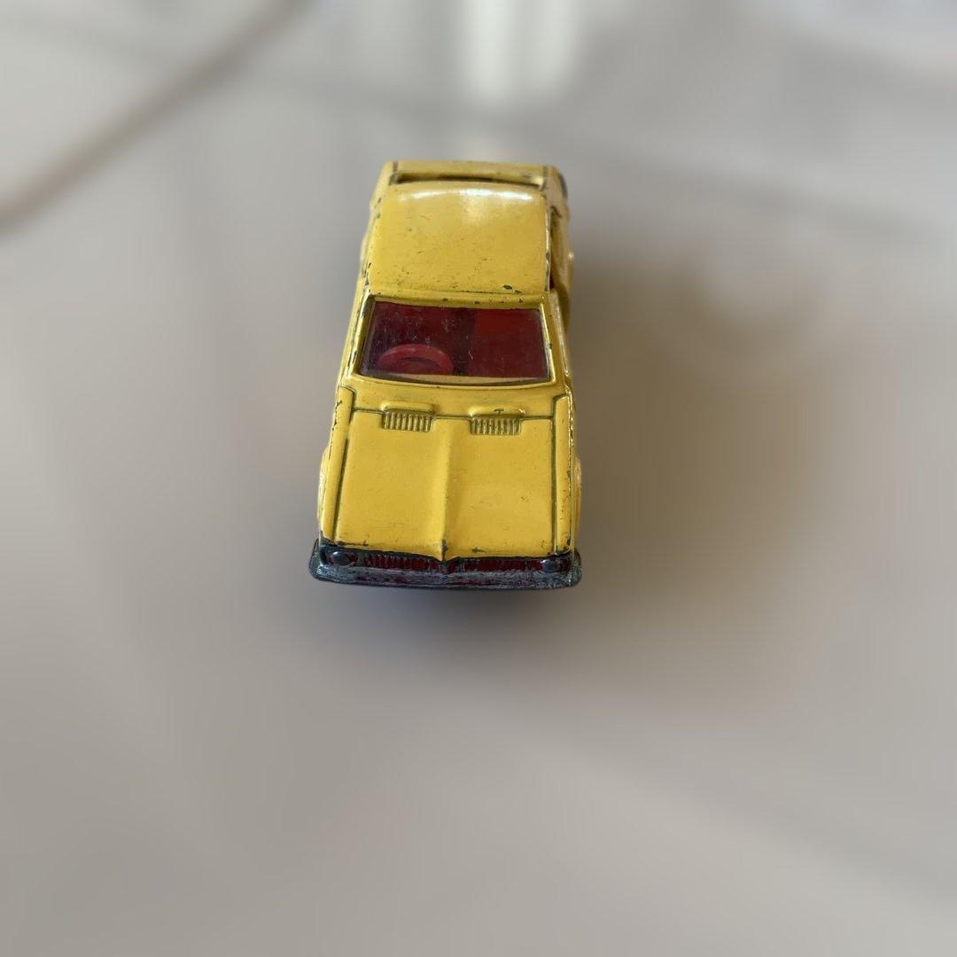 香港トミカ　トヨタ　スプリンター1200 SL　イエロー　香港製