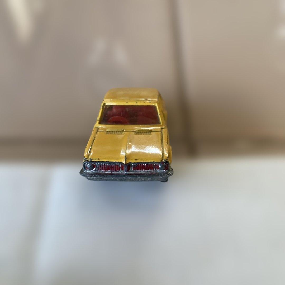 香港トミカ　トヨタ　スプリンター1200 SL　イエロー　香港製