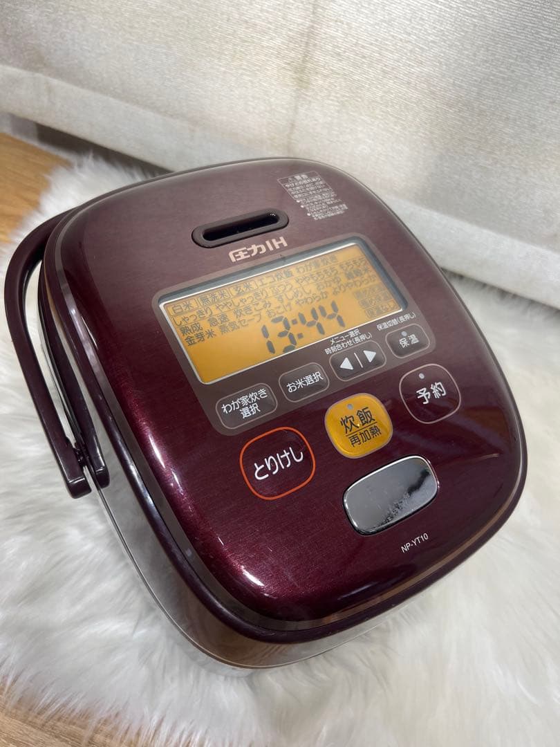 炊飯器 NP-YT10 ワインレッド - メルカリ