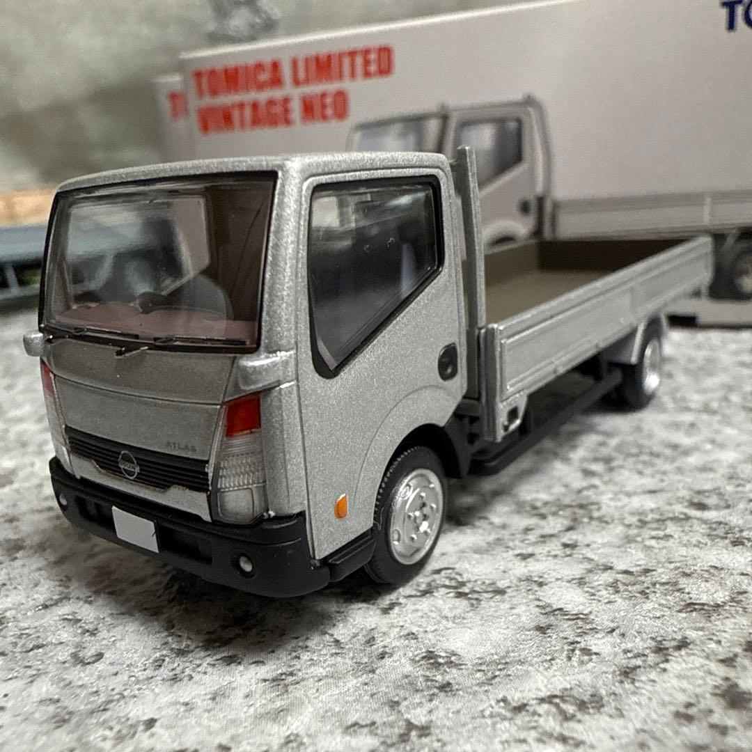 トミカリミテッドビンテージ日野アトラス＆ニッサンディーゼルサングレット