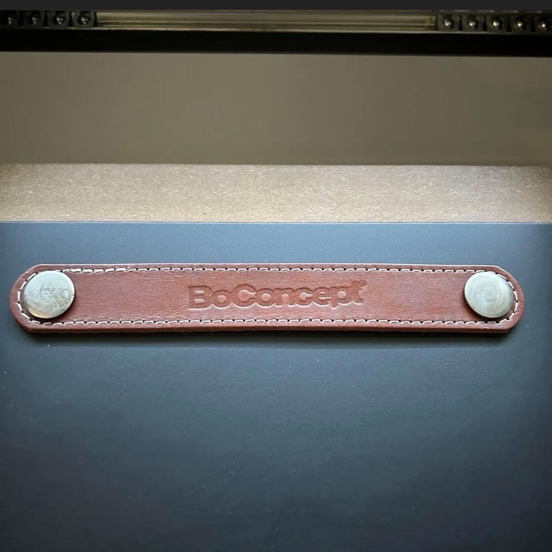 BoConceptボーコンセプト Kingstonキングストンダイニングテーブル