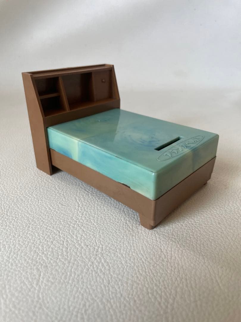 フランスベッド ベッド型 貯金箱 樹脂製 希少品 非売品 ノベルティグッズ 中古