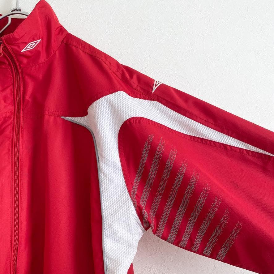 海外古着 アンブロ ブランドロゴ ジップアップ ジャケット ブルゾン 赤