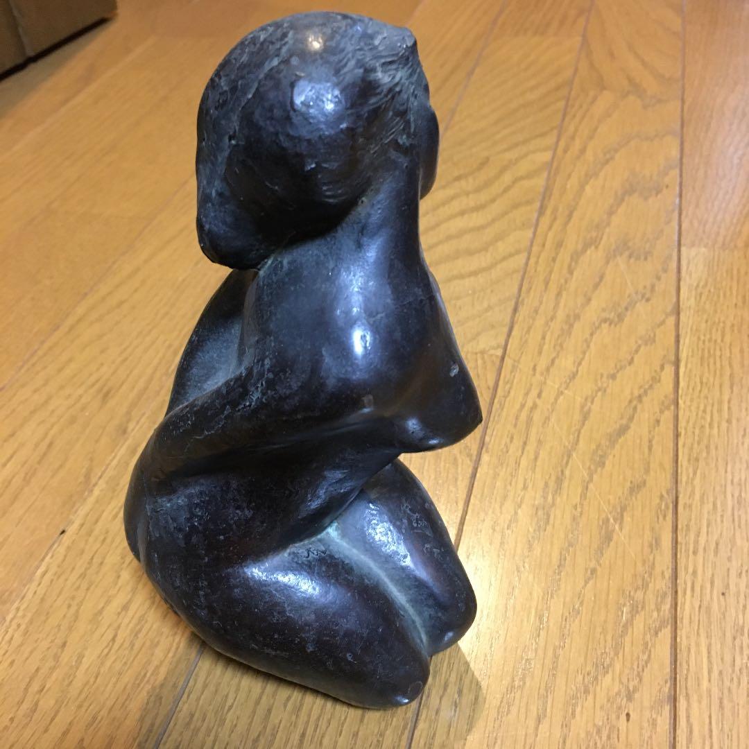 山崎猛ブロンズ像おとめ