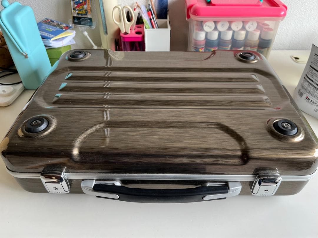 G-Bronco ポリカーボネートアタッシュケース B4サイズ - メルカリ