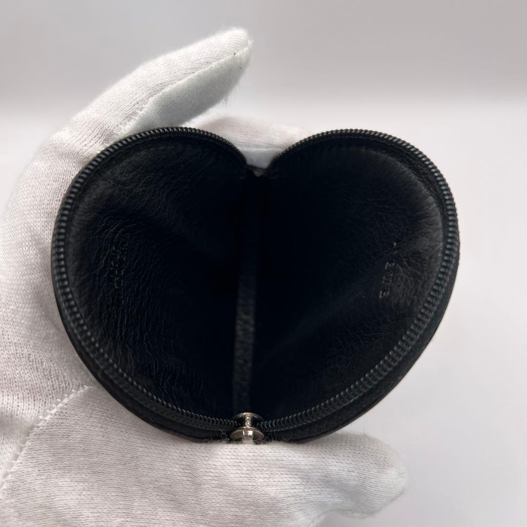 LOEWE ケース　アナグラム　ブラック　型押し　エンボス　丸型　ロゴ