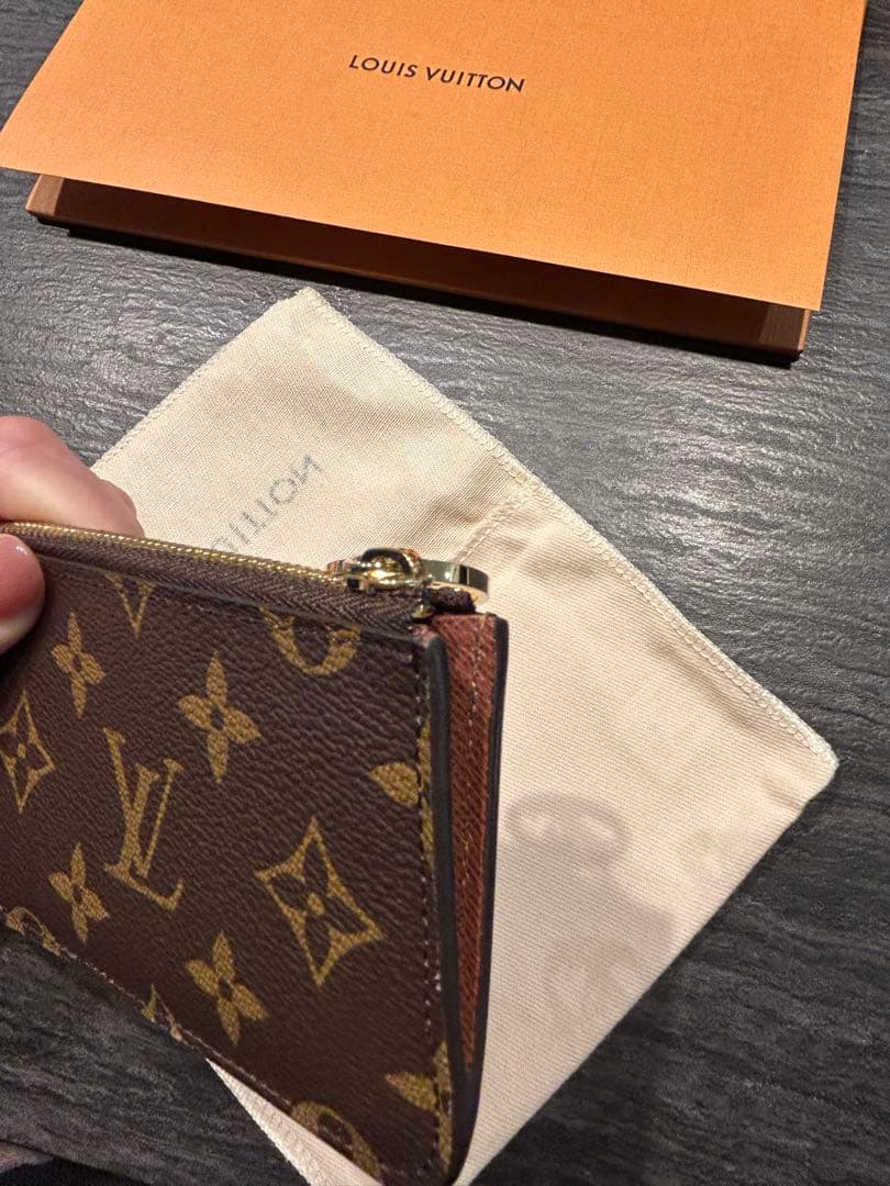 z*i様 美品　ルイ•ヴィトン　ポルトカルトロミー　M81880