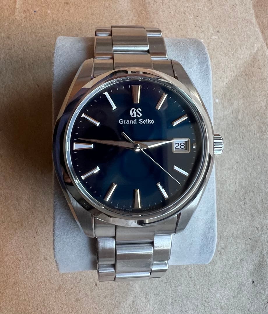 グランドセイコー GRAND SEIKO 40㎜ クォーツ　腕時計 SBGV