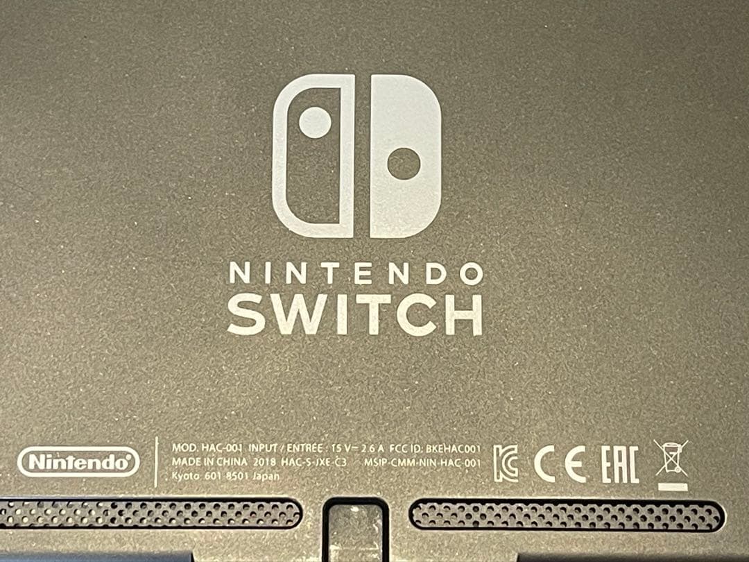 Nintendo Switch 初期モデル
