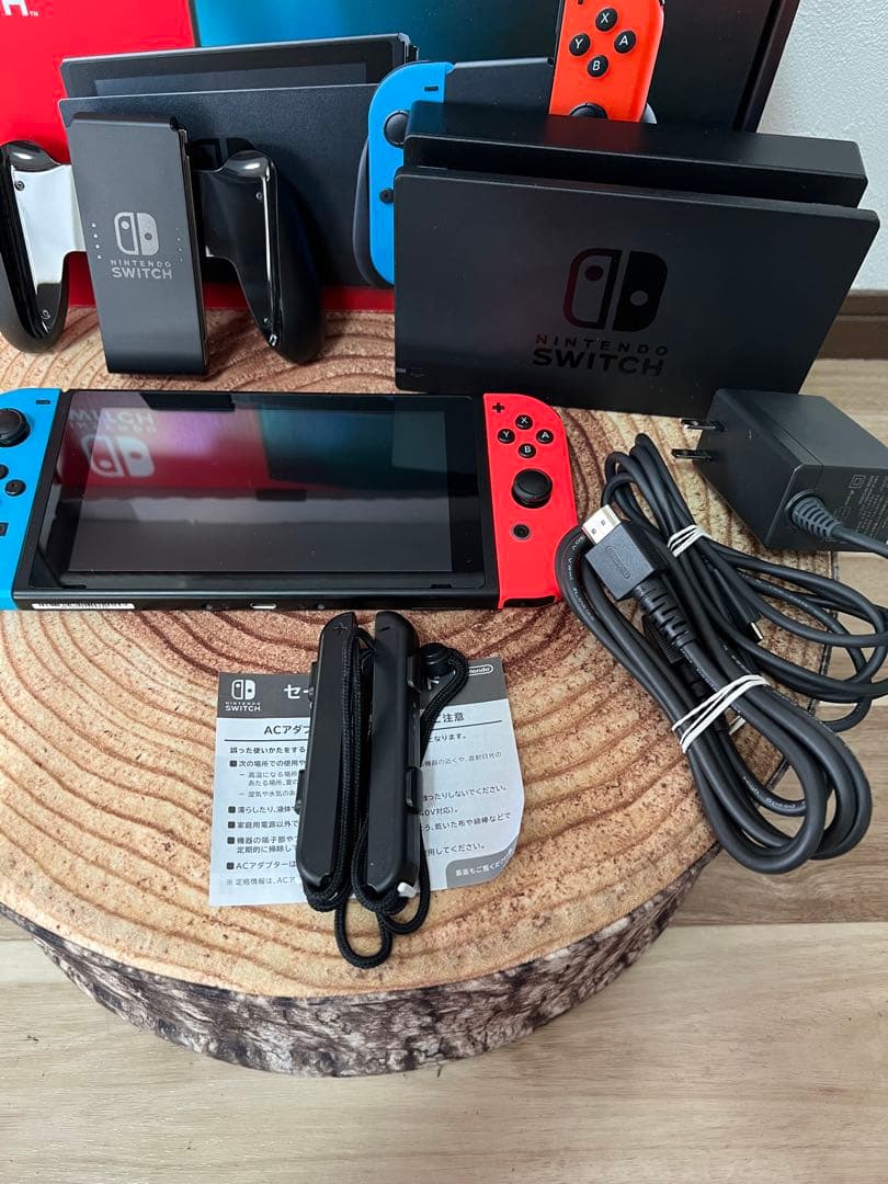 Nintendo Switch ニンテンドースイッチ本体　ネオン②