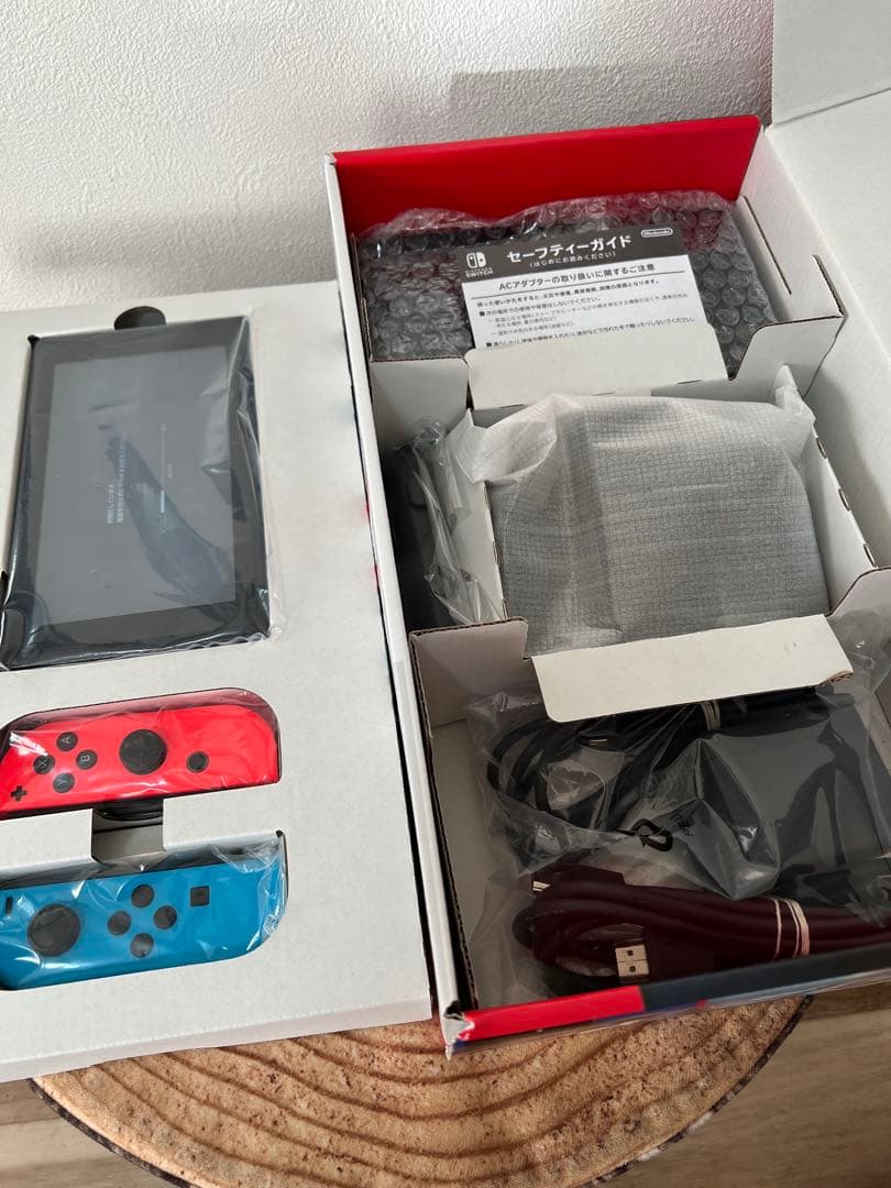 Nintendo Switch ニンテンドースイッチ本体　ネオン②