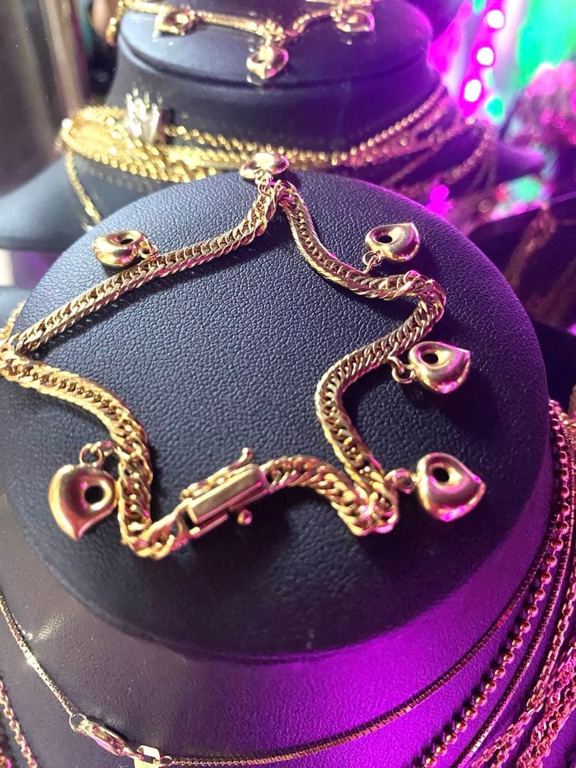 K18 YG 喜平8面トリプル ハートチャーム付き ブレスレット