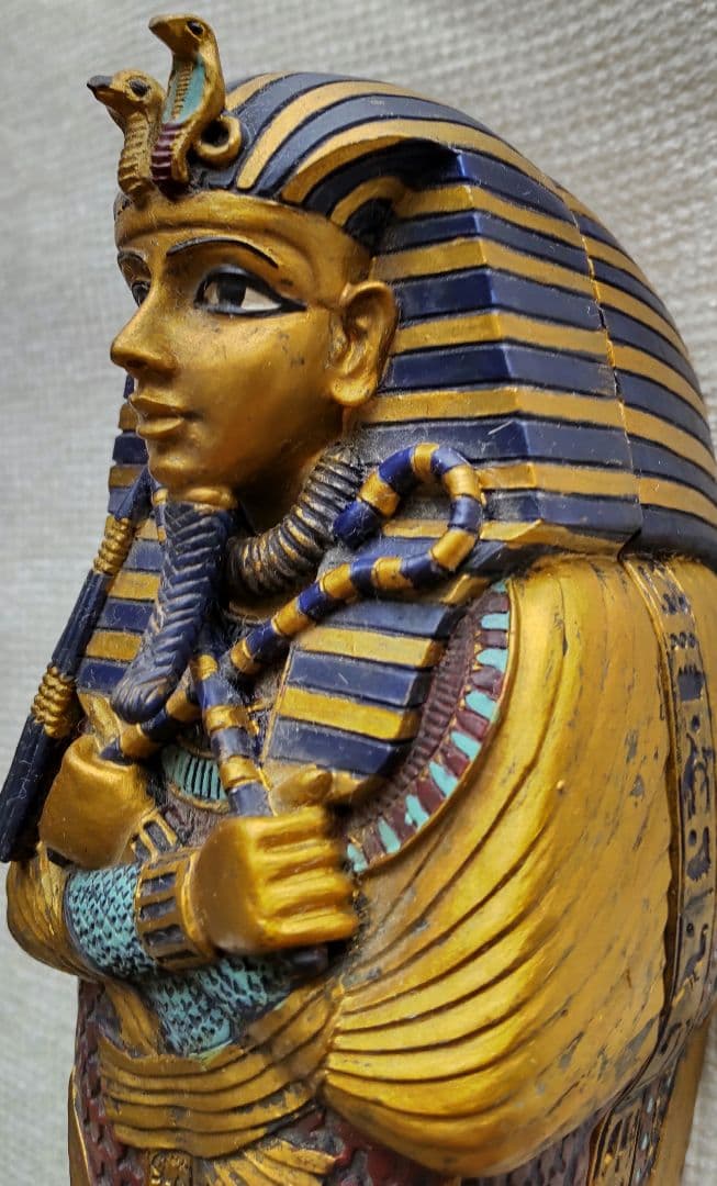 ツタンカーメン エジプト ファラオ 棺桶 ミイラ付き置物 - メルカリ