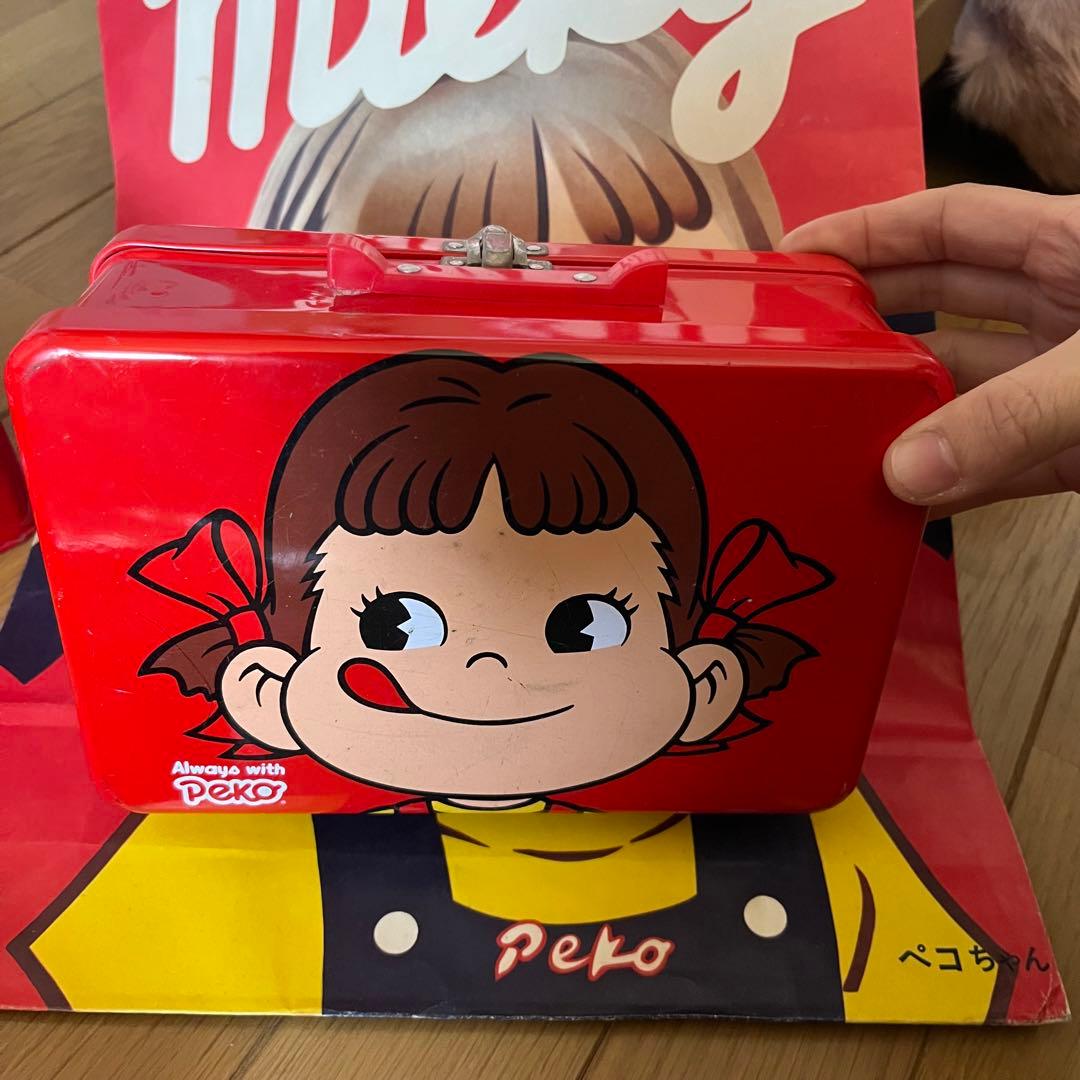 ペコちゃん　レトロ　ブリキ　空缶　紙袋　ポーチ