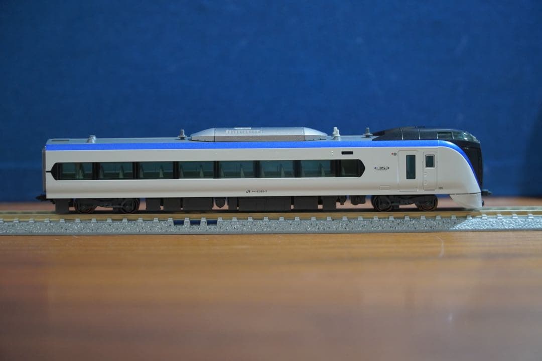 期間限定値下げ　KATO E353系 あずさ・かいじ 基本セット＋3両付属編成