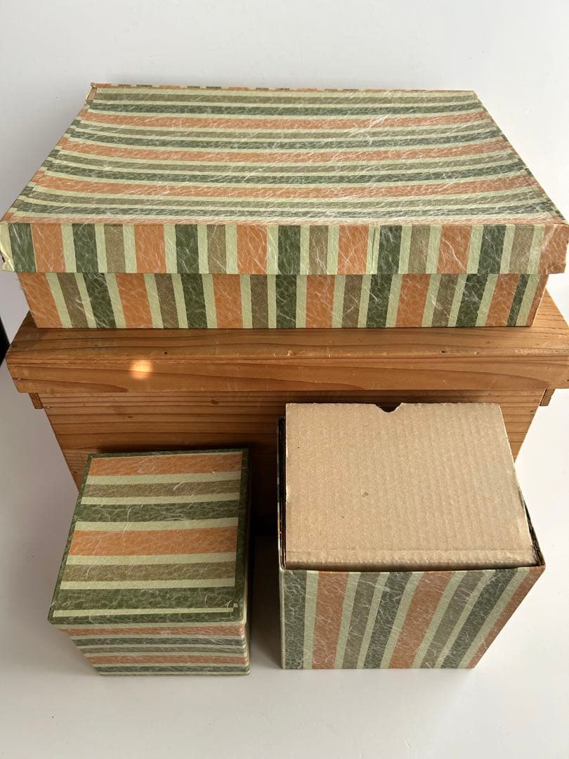 会津塗 黒塗 絵島型 四ツ揃 お屠蘇器 漆器セット 木箱入 金彩 鶴文様 松竹梅