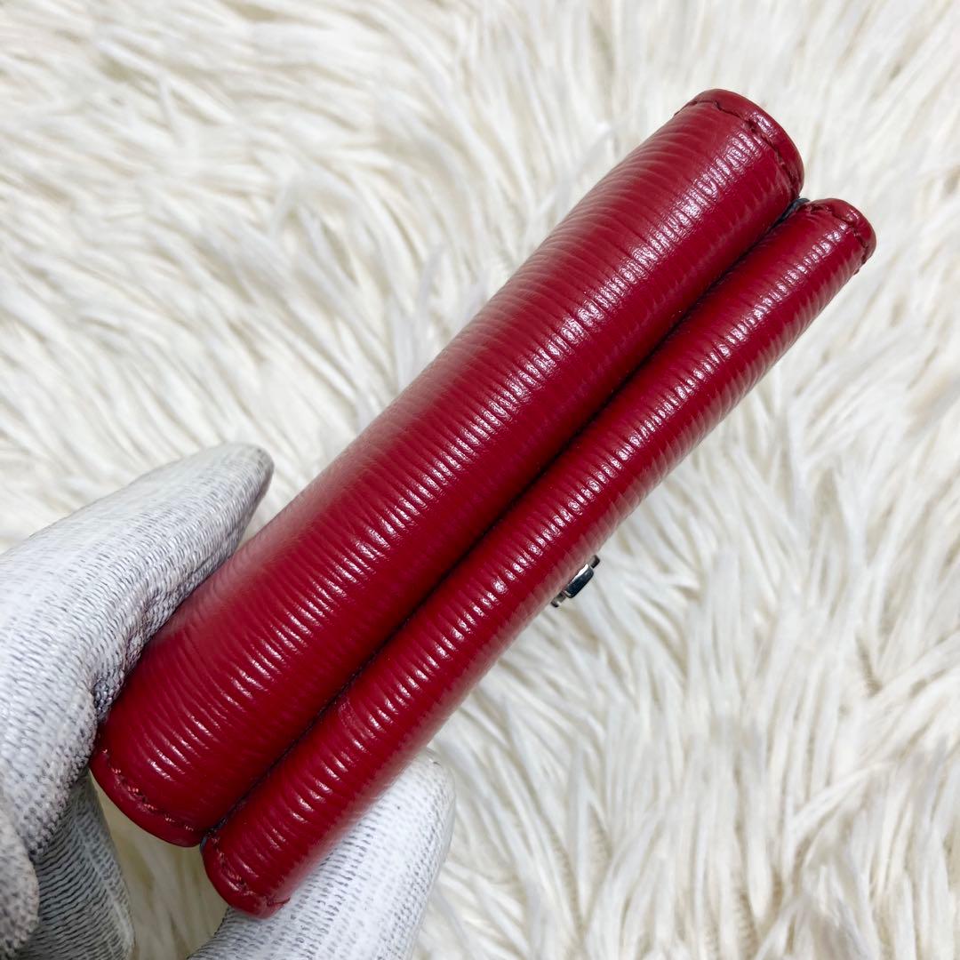 【新品同様】 ヴィヴィアン トリフォールド レター型 オーブ