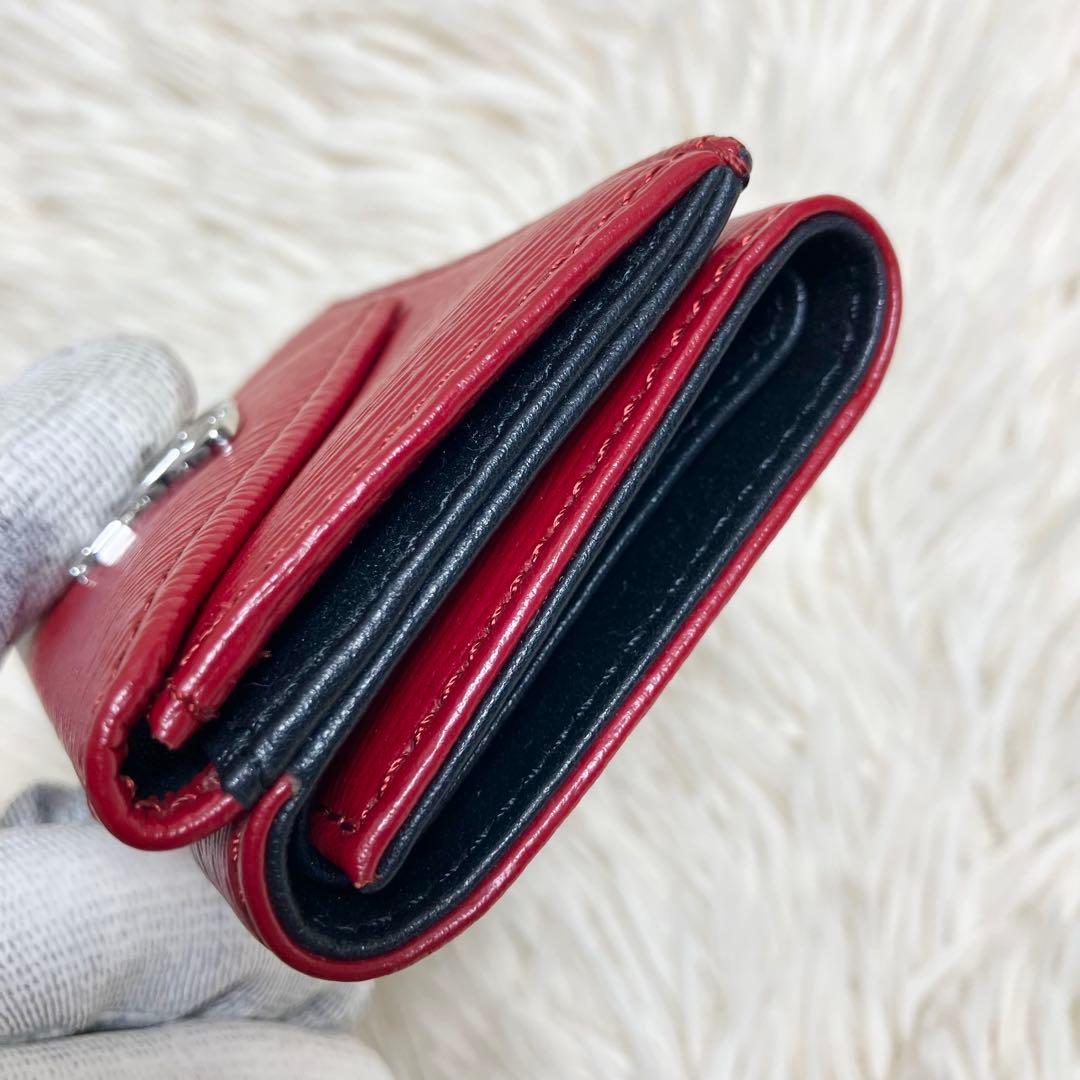 【新品同様】 ヴィヴィアン トリフォールド レター型 オーブ