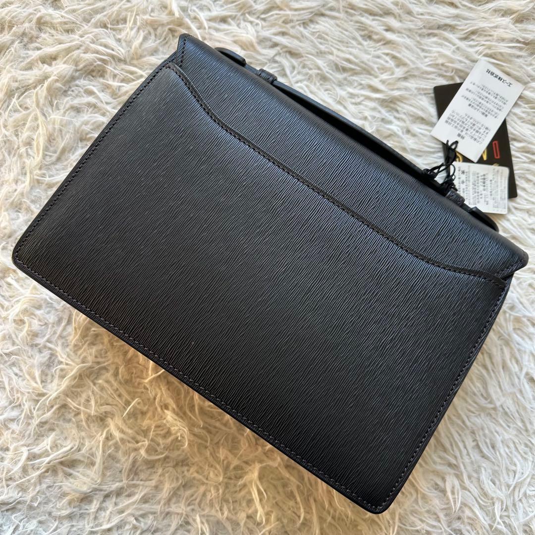 新品未使用　DAKS 本革　レザー　黒　セカンドバッグ　クラッチ　ダレス　日本製