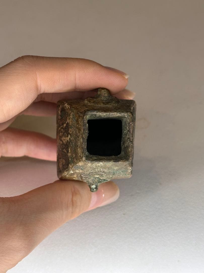 戦国時代 銅製 小花瓶 花入 観賞用 置物 傷あり - メルカリ