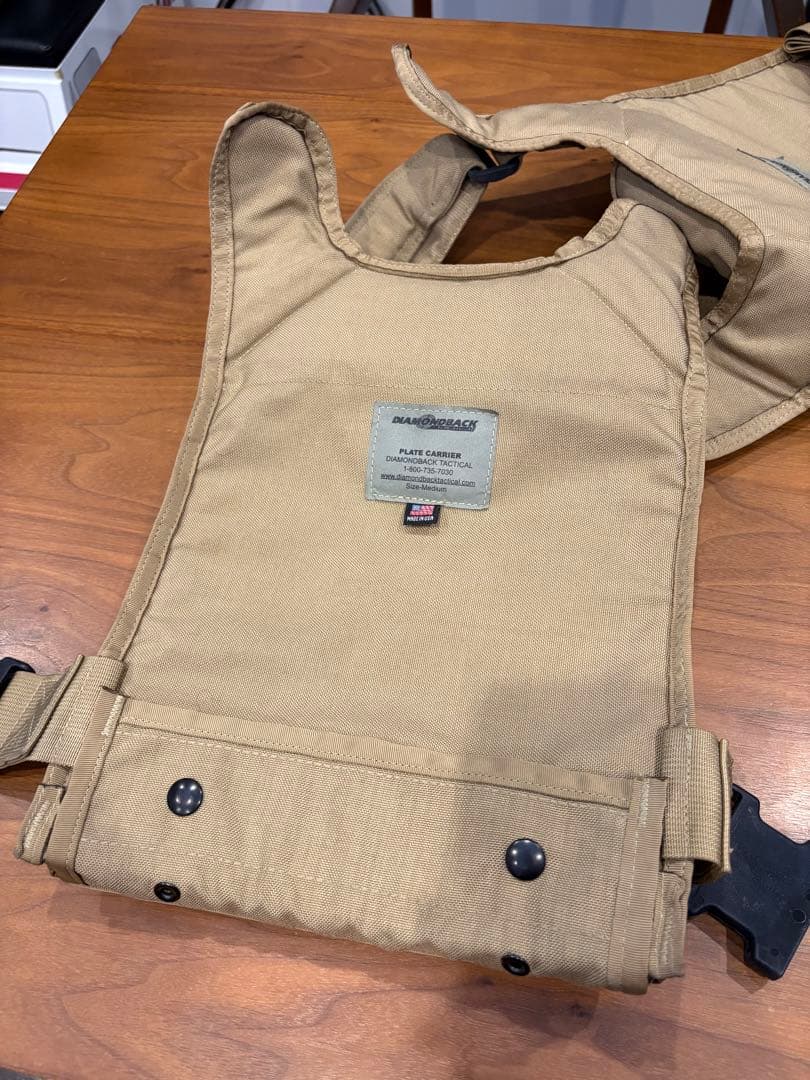 実物 DBT プレートキャリア ダイアモンドバックタクティカル