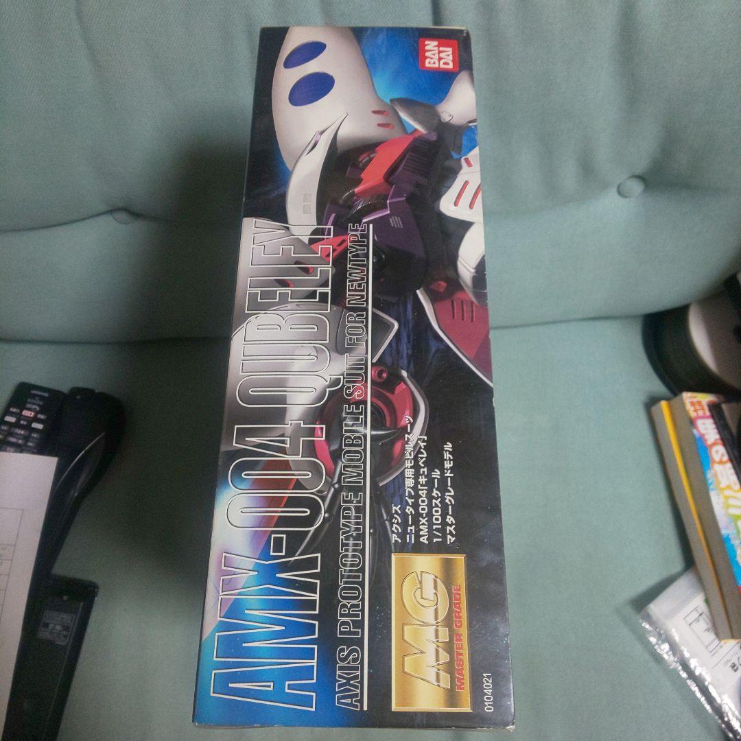 ガンプラ バンダイ キュベレイ  MG 1/100 AMX-004