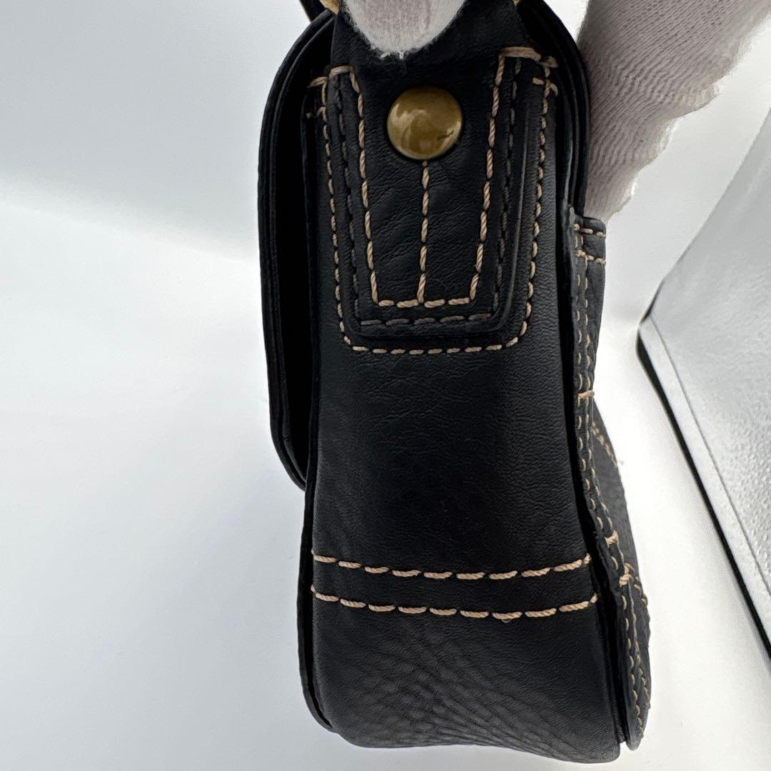 COACH（コーチ）ブラックレザー ショルダーバッグ